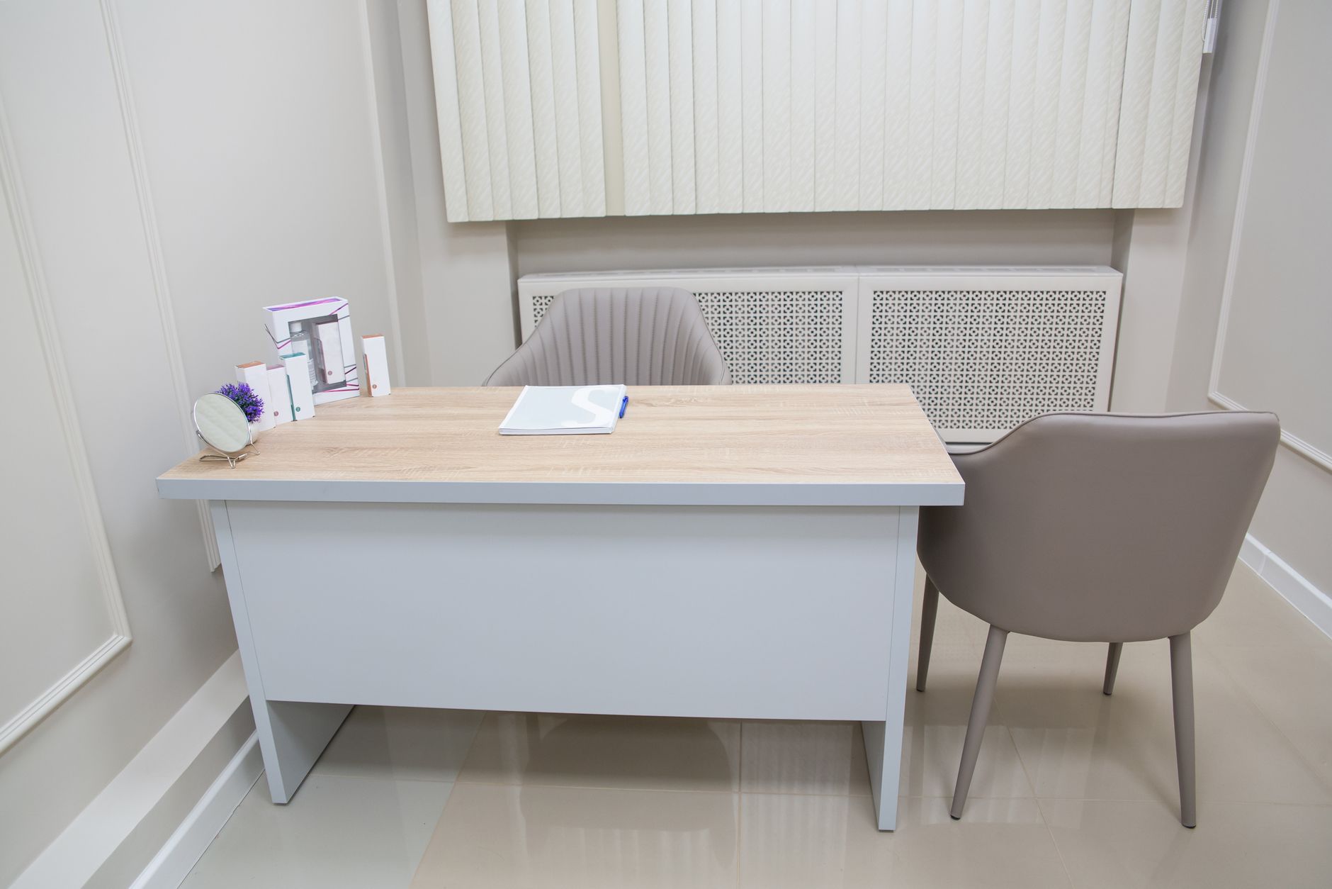 Jasne wnętrze prywatnej kliniki